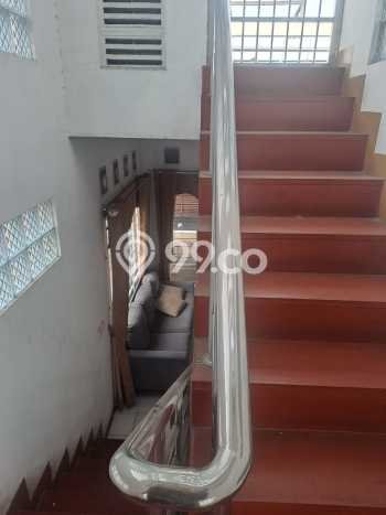 Dijual Rumah 4 Kamar Lokasi Ideal Bagus dan Strategis di Cimahi Tengah Dijual Rumah 4 Kamar Lokasi Ideal Bagus dan Strategis di Cimahi Tengah
