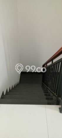 Rumah Elit Modern Siap Huni di Menteng Dalam Jakarta Selatan Rumah Elit Modern Siap Huni di Menteng Dalam Jakarta Selatan