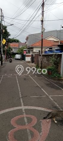 Dijual Rumah 3 Kamar Lokasi Strategis Nyaman dan Strategis di Tebet Dijual Rumah 3 Kamar Lokasi Strategis Nyaman dan Strategis di Tebet