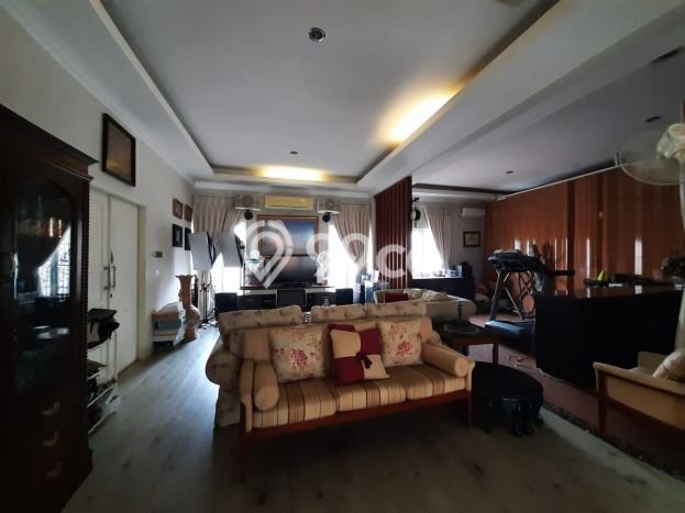 For Sale! Luxury House LT 537m2 Desain Modern di Condet For Sale! Luxury House LT 537m2 Desain Modern di Condet