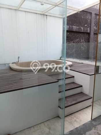Hunian Mewah LB 710m2 Siap Pakai Desain Elegan di Kemang, Jakarta Selatan Hunian Mewah LB 710m2 Siap Pakai Desain Elegan di Kemang, Jakarta Selatan