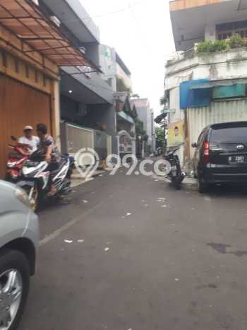 For Sale Hunian Rumah Terawat 3 Kamar di Rawamangun, Jakarta Timur For Sale Hunian Rumah Terawat 3 Kamar di Rawamangun, Jakarta Timur