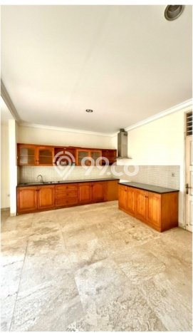 Hunian Mewah Siap Huni LT 789m2 di Pesanggrahan, Jakarta Selatan Hunian Mewah Siap Huni LT 789m2 di Pesanggrahan, Jakarta Selatan