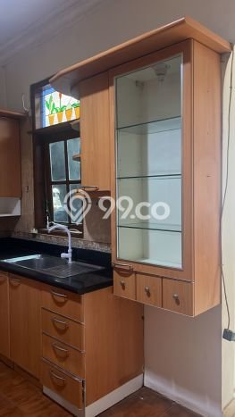 SPECIAL OFFER! Rumah area Pancoran, 5 KT, Lingkungan Asri, Luas 400m² Bangunan 380m² SPECIAL OFFER! Rumah area Pancoran, 5 KT, Lingkungan Asri, Luas 400m² Bangunan 380m²