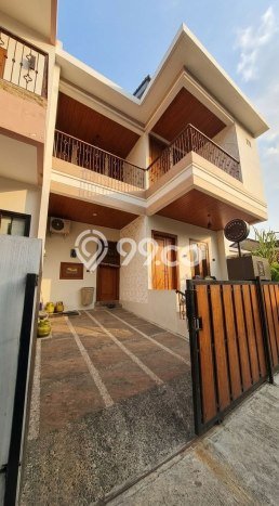 Hunian Mewah LB 260m2 Siap Huni Desain Elegan di Cikutra, Bandung Hunian Mewah LB 260m2 Siap Huni Desain Elegan di Cikutra, Bandung