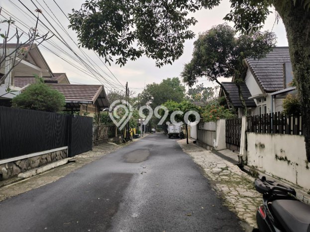 Ready to Use! Luxury House LT 414m2 Desain Modern di Riau Ready to Use! Luxury House LT 414m2 Desain Modern di Riau