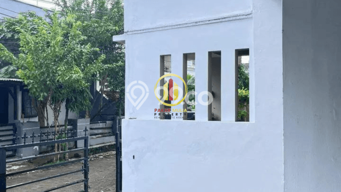 Jual Rumah Bagus Siap Huni LB 165m2 di Margahayu, Bandung Jual Rumah Bagus Siap Huni LB 165m2 di Margahayu, Bandung