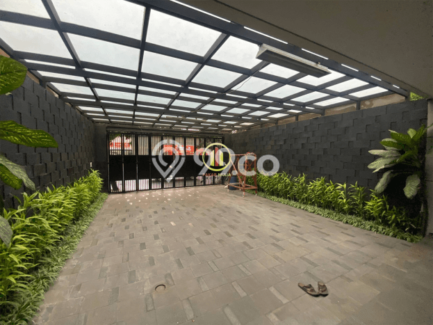 Rumah Mewah LB 525m2 Siap Pakai Desain Elegan di Cihampelas, Bandung Rumah Mewah LB 525m2 Siap Pakai Desain Elegan di Cihampelas, Bandung
