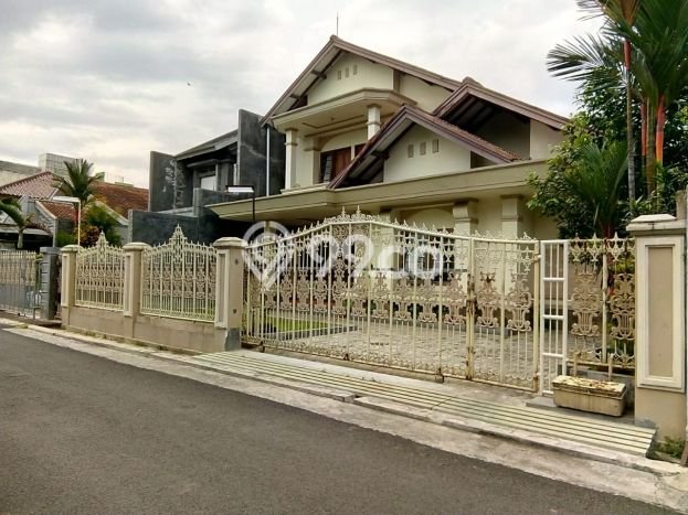 Siap Huni Hunian Elit 5 Kamar di Antapani Dekat ke Mana Pun Siap Huni Hunian Elit 5 Kamar di Antapani Dekat ke Mana Pun