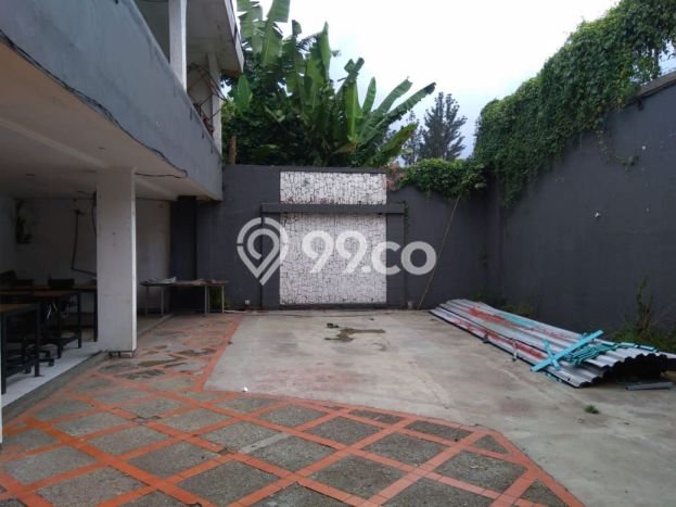 Dijual Rumah Mewah Elegan Dengan View Eksklusif di Dago, Bandung Dijual Rumah Mewah Elegan Dengan View Eksklusif di Dago, Bandung