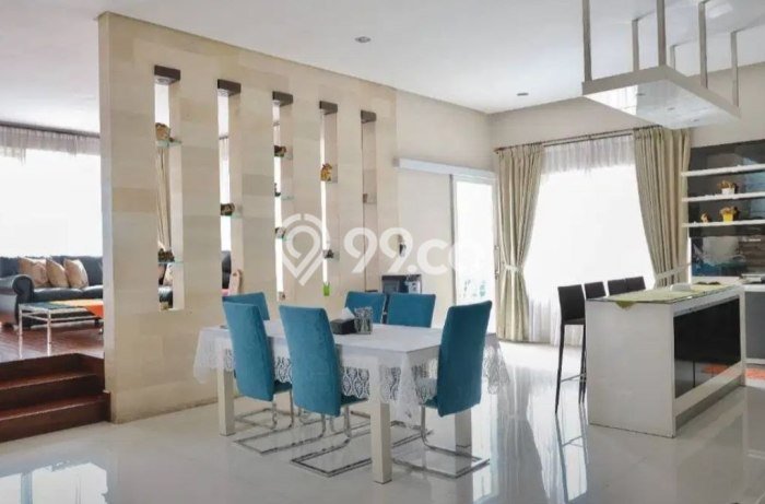 Rumah Elit LB 500m2 Siap Huni Desain Elegan di Dago, Bandung Rumah Elit LB 500m2 Siap Huni Desain Elegan di Dago, Bandung