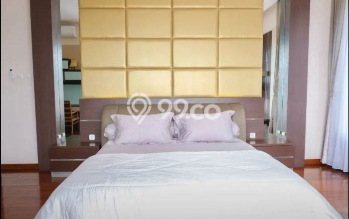 Rumah Elit LB 500m2 Siap Huni Desain Elegan di Dago, Bandung Rumah Elit LB 500m2 Siap Huni Desain Elegan di Dago, Bandung