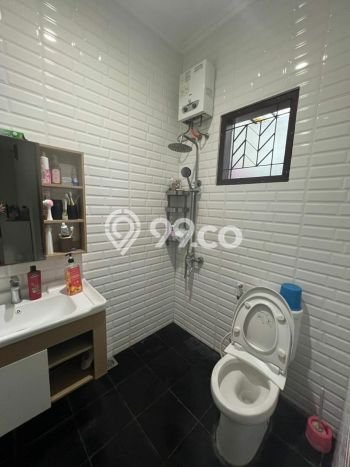 Rumah Modern Cantik 4 Kamar Bisa Langsung Pindah di Antapani Rumah Modern Cantik 4 Kamar Bisa Langsung Pindah di Antapani