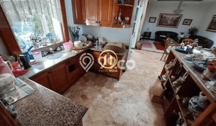 For Sale! Luxury House LT 301m2 Desain Elegan di Dago For Sale! Luxury House LT 301m2 Desain Elegan di Dago