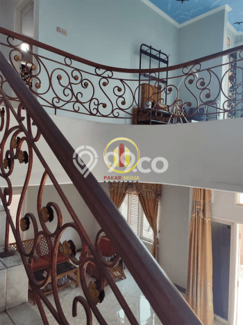 Ready to Use! Premium House LT 270m2 Desain Elegan di Bandung Kota Ready to Use! Premium House LT 270m2 Desain Elegan di Bandung Kota