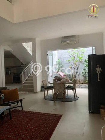 Rumah Mewah Siap Huni LT 200m2 di Batununggal, Bandung Rumah Mewah Siap Huni LT 200m2 di Batununggal, Bandung