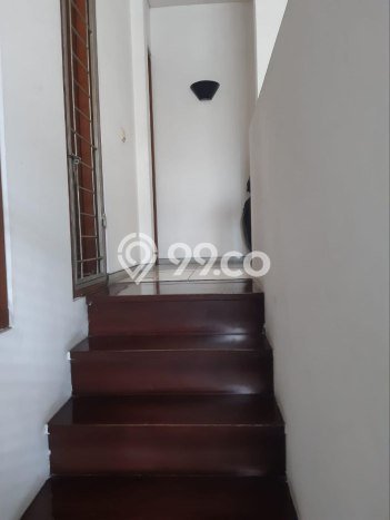 Siap Huni Hunian Elit 3 Kamar di Batununggal Dekat ke Mana Pun Siap Huni Hunian Elit 3 Kamar di Batununggal Dekat ke Mana Pun