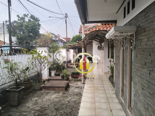 Jual Rumah Strategis Bagus Punya 4 KT di Margahayu Bandung SHM Jual Rumah Strategis Bagus Punya 4 KT di Margahayu Bandung SHM