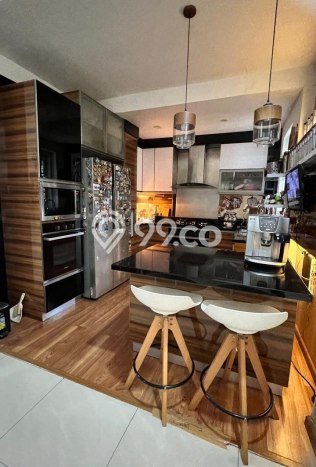 Hunian Mewah LB 300m2 Siap Huni Desain Elegan di Bandung Kota, Bandung Hunian Mewah LB 300m2 Siap Huni Desain Elegan di Bandung Kota, Bandung