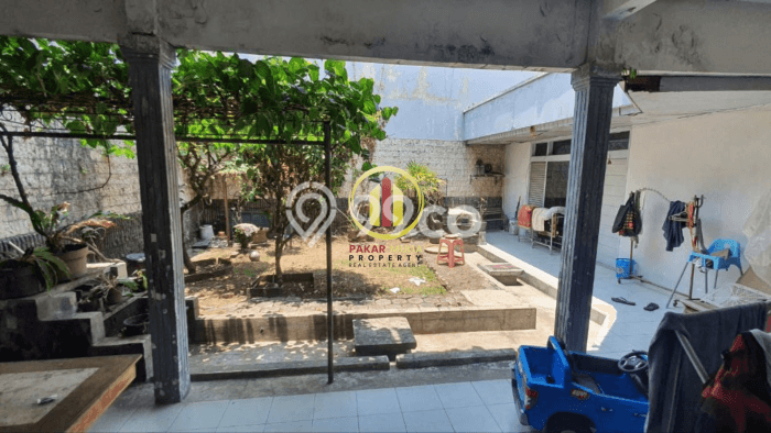 For Sale! Premium House LT 373m2 Desain Modern di Buah Batu For Sale! Premium House LT 373m2 Desain Modern di Buah Batu