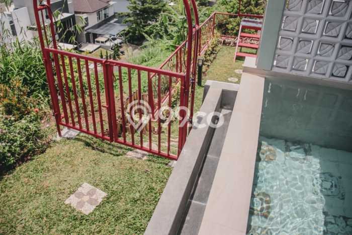 Jual Rumah Luas Elegan Dengan View Eksklusif di Dago Pakar, Bandung Jual Rumah Luas Elegan Dengan View Eksklusif di Dago Pakar, Bandung