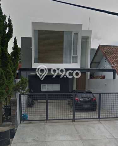 Rumah Elit LB 220m2 Siap Huni Desain Elegan di Buah Batu, Bandung Rumah Elit LB 220m2 Siap Huni Desain Elegan di Buah Batu, Bandung