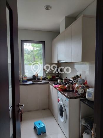Ready to Use! Luxury House LT 60m2 Desain Elegan di Kembangan Selatan Ready to Use! Luxury House LT 60m2 Desain Elegan di Kembangan Selatan