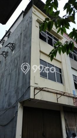 Ruko Bagus Dijual LB 360m2 Lokasi Strategis Jakarta Barat Area Cocok untuk Bisnis Ruko Bagus Dijual LB 360m2 Lokasi Strategis Jakarta Barat Area Cocok untuk Bisnis