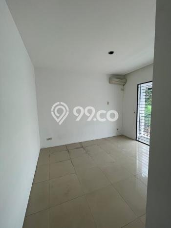 Disewakan! Rumah 2 Kamar Tidur &
2 Kamar Mandi di Citra Garden, Jakarta Barat Disewakan! Rumah 2 Kamar Tidur &
2 Kamar Mandi di Citra Garden, Jakarta Barat