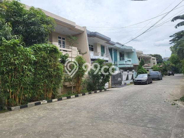Rumah area Green garden, 3 KM, Dekat Rumah Sakit, LT 240m² Bangunan 308m² Rumah area Green garden, 3 KM, Dekat Rumah Sakit, LT 240m² Bangunan 308m²