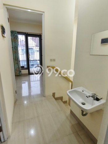 Jual Rumah Bagus Siap Huni LB 144m2 di Benda, Tangerang Jual Rumah Bagus Siap Huni LB 144m2 di Benda, Tangerang