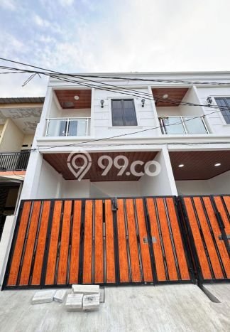 NEW LISTING! Rumah Strategis di Cipondoh, LT 45m² LB 110m² NEW LISTING! Rumah Strategis di Cipondoh, LT 45m² LB 110m²