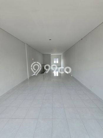 Ruko Disewakan Kawasan Gading Serpong, Luas 250m², Lokasi Komersial, Jalan Utama Ruko Disewakan Kawasan Gading Serpong, Luas 250m², Lokasi Komersial, Jalan Utama