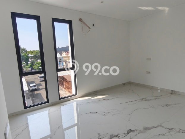 Rumah Elit Modern Tanpa Renovasi di Citra Garden Jakarta Barat Rumah Elit Modern Tanpa Renovasi di Citra Garden Jakarta Barat