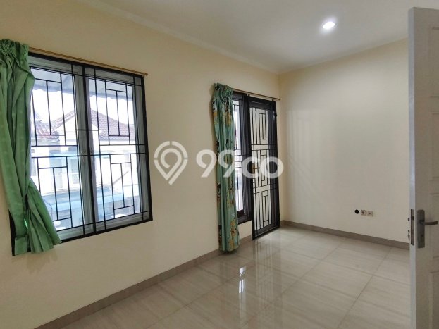 Jual Rumah Bagus Siap Huni LB 144m2 di Benda, Tangerang Jual Rumah Bagus Siap Huni LB 144m2 di Benda, Tangerang