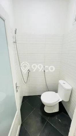 Dijual Kost di Kawasan Kelapa Dua, Tangerang, Spesifikasi 7 KT, 7 KM, 112m2 Dijual Kost di Kawasan Kelapa Dua, Tangerang, Spesifikasi 7 KT, 7 KM, 112m2