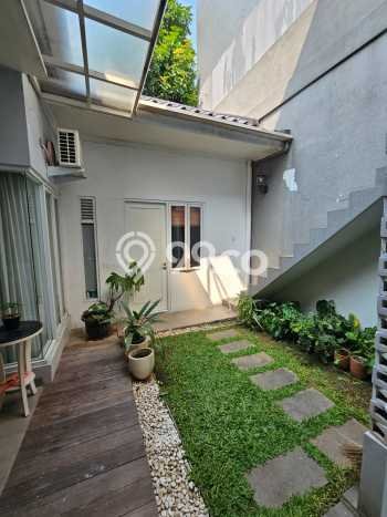 Dijual Rumah Mewah Megah Dengan View Cantik di Sektor 3 - Bintaro, Tangerang Selatan Dijual Rumah Mewah Megah Dengan View Cantik di Sektor 3 - Bintaro, Tangerang Selatan
