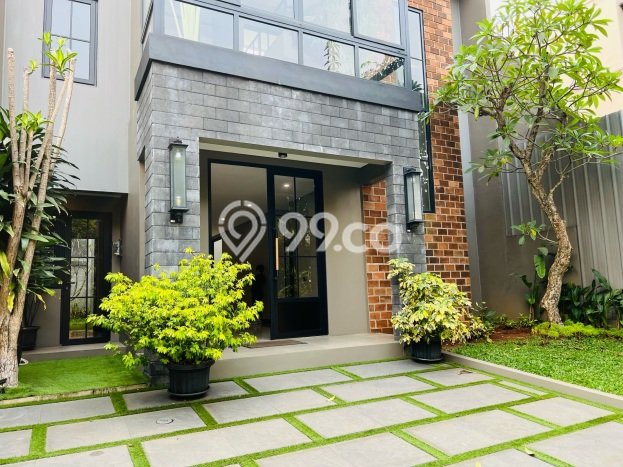 Dijual Rumah Premium dengan Fasilitas Sekitar Komplit di BSD, Tangerang Selatan Dijual Rumah Premium dengan Fasilitas Sekitar Komplit di BSD, Tangerang Selatan