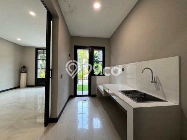 Dijual Rumah Premium dengan Fasilitas Sekitar Komplit di BSD, Tangerang Selatan Dijual Rumah Premium dengan Fasilitas Sekitar Komplit di BSD, Tangerang Selatan