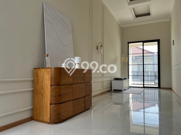 Rumah Elit Modern Tanpa Renovasi di BSD Kencana Loka Tangerang Rumah Elit Modern Tanpa Renovasi di BSD Kencana Loka Tangerang