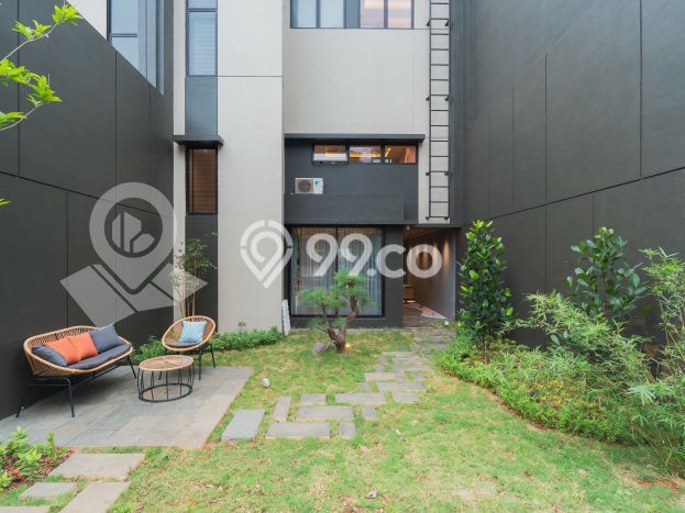 Dijual Rumah Mewah Elegan Dengan View Cantik di BSD City, Tangerang Dijual Rumah Mewah Elegan Dengan View Cantik di BSD City, Tangerang