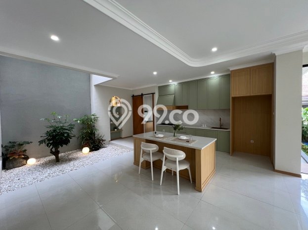 Rumah Elit Modern Tanpa Renovasi di BSD Kencana Loka Tangerang Rumah Elit Modern Tanpa Renovasi di BSD Kencana Loka Tangerang