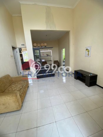 Rumah Luas Asri 2 KT Siap Huni di Tunggulwulung Malang Rumah Luas Asri 2 KT Siap Huni di Tunggulwulung Malang