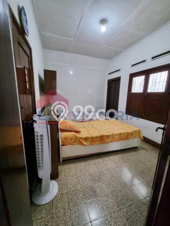 Siap Huni Rumah Mewah 3 Kamar di Klojen Dekat ke Mana Pun Siap Huni Rumah Mewah 3 Kamar di Klojen Dekat ke Mana Pun