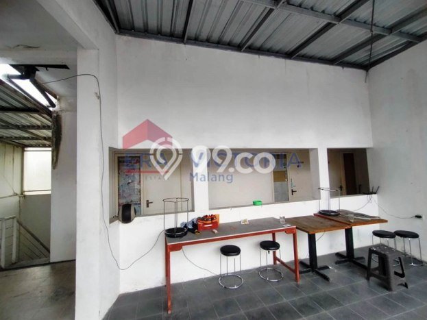 Hunian Cantik Modern Lb 240m2 di Lowokwaru, Malang Hunian Cantik Modern Lb 240m2 di Lowokwaru, Malang
