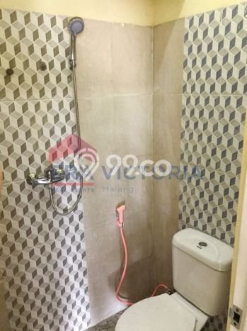 Dijual Rumah 10 Kamar Lokasi Ideal Nyaman dan Strategis di Blimbing Dijual Rumah 10 Kamar Lokasi Ideal Nyaman dan Strategis di Blimbing