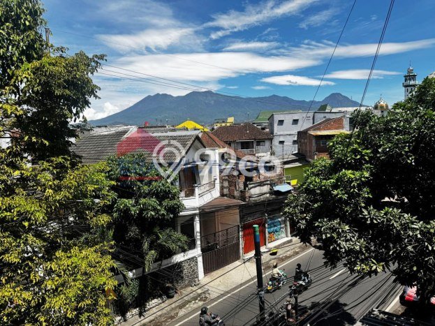 Cocok Untuk Investasi! Dijual Kost di sumbersari 25 Kamar Cocok Untuk Investasi! Dijual Kost di sumbersari 25 Kamar