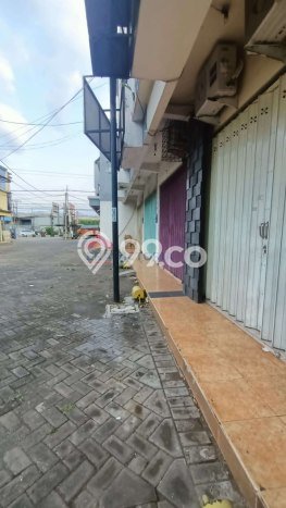 Ruko Komersial Dijual di Lawang Malang LT 60m2 & LB 120m2 Ruko Komersial Dijual di Lawang Malang LT 60m2 & LB 120m2