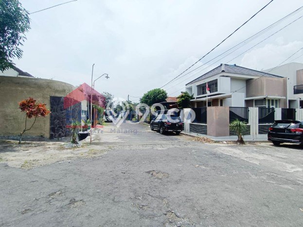Dijual Rumah 4 Kamar Lokasi Strategis Bagus dan Strategis di Karangploso Dijual Rumah 4 Kamar Lokasi Strategis Bagus dan Strategis di Karangploso