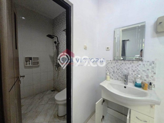 Disewakan Rumah Harga Terjangkau di Sulfat Malang dengan 3 KT Disewakan Rumah Harga Terjangkau di Sulfat Malang dengan 3 KT